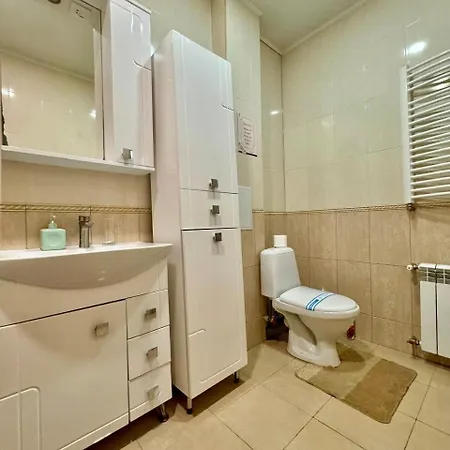 Apartpoltava Новий Будинок, В Самому Центрі 2-Окремі Кімнати, Панорамний Балкон Exterior photo