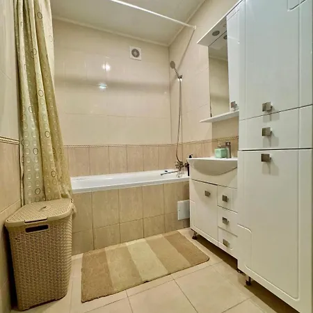 Apartpoltava Новий Будинок, В Самому Центрі 2-Окремі Кімнати, Панорамний Балкон Exterior photo