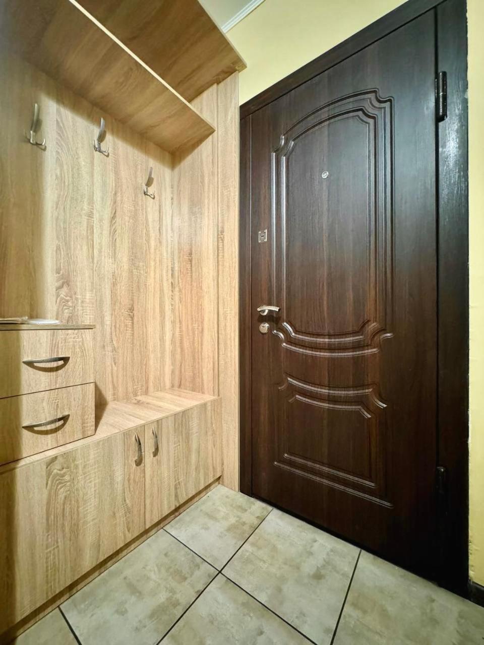 Apartpoltava новий будинок, в самому центрі 2-окремі кімнати, панорамний балкон Apartament